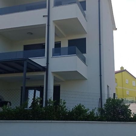 Apartman Ana Sveti Anton  Ngoại thất bức ảnh